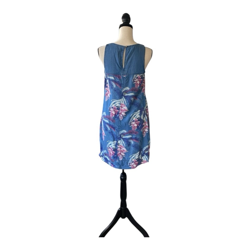 Tommy Bahama Blue Pink Sheath Mini Dress
Size (XS) - Picture 3 of 7
